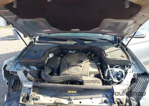 2016 Mercedes-Benz Glc 300 4Matic from USA, damaged, VIN WDC0G4KB6GF104303